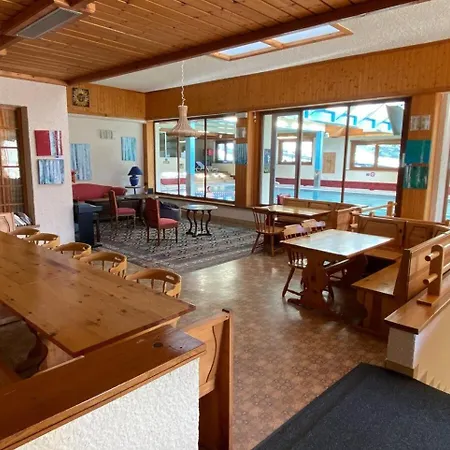 Apartment La Ruinette-stylish 2-bed With Pool & Gym Access Verbier