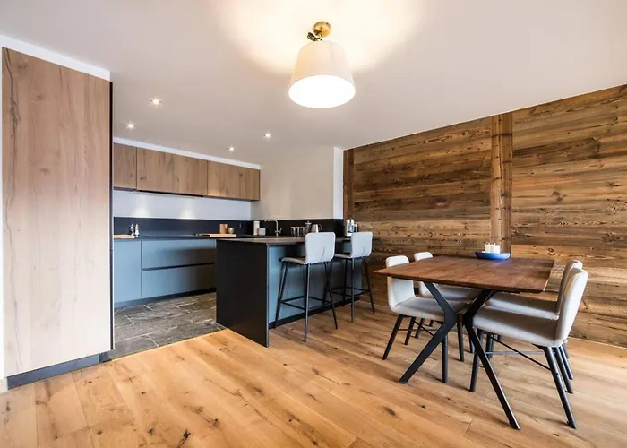La Ruinette-stylish 2-bed In Centre Apartament