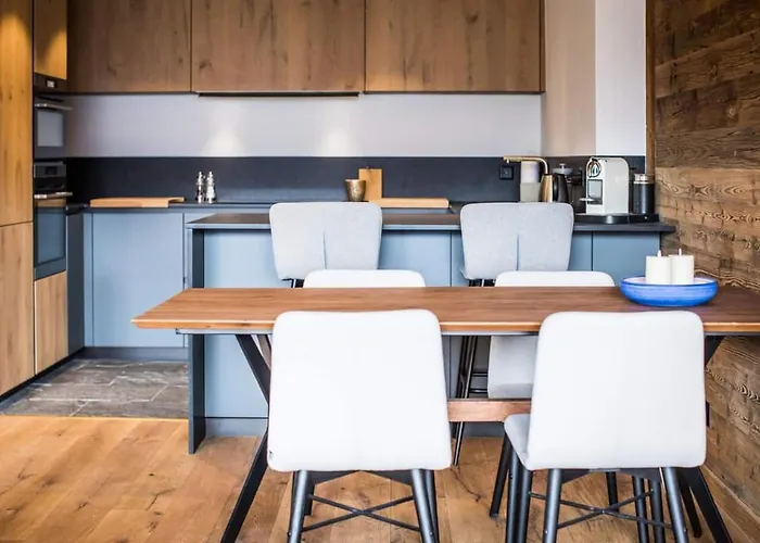 Apartman La Ruinette-stylish 2-bed In Centre